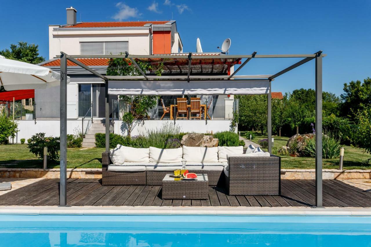 Luxury Villa Nadalina-Dicmo Dugopolje Bagian luar foto