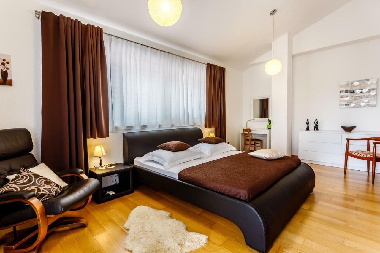 Luxury Villa Nadalina-Dicmo Dugopolje Bagian luar foto