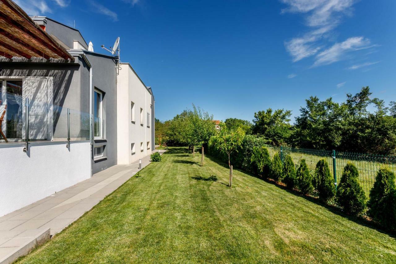 Luxury Villa Nadalina-Dicmo Dugopolje Bagian luar foto